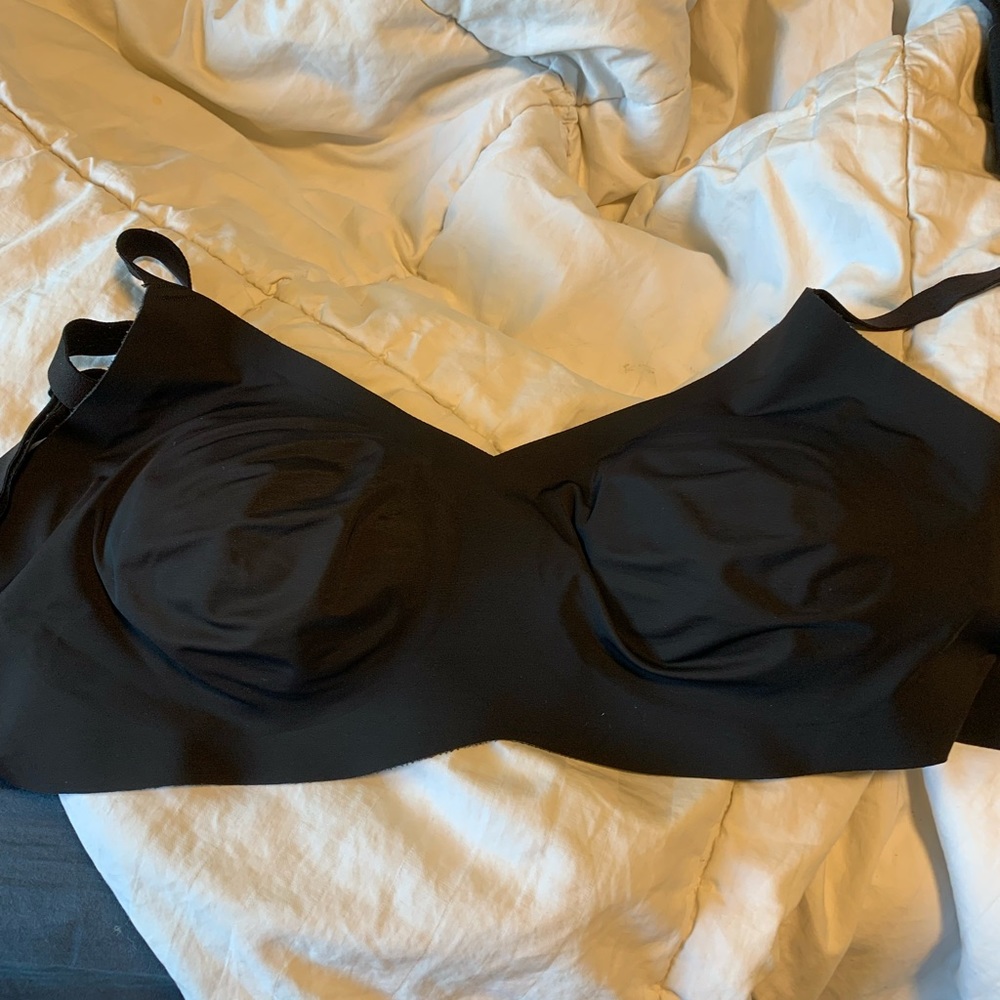Knix Bra black. size 5
